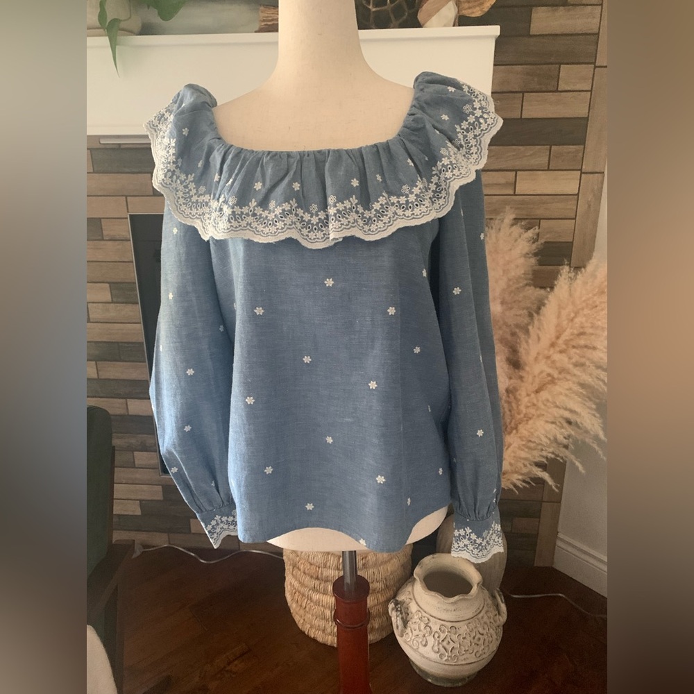 NWT Sezane Franceska Chambray Blouse Sz 4 (36 FR) - sold out